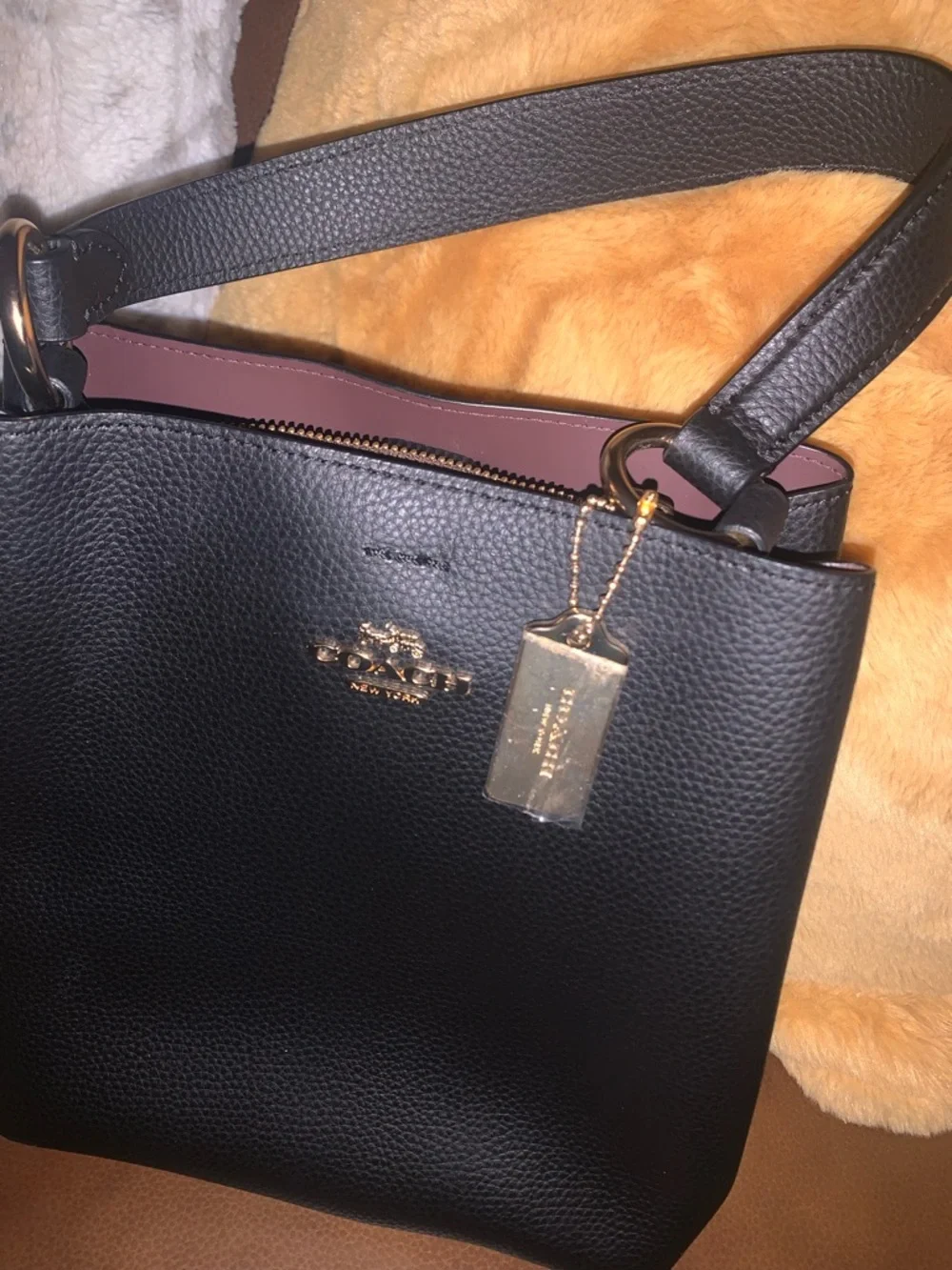 🌸 CHIC COACH BLACK PEBBLE  TOWN BUCKET BAG - Picture 2 of 6